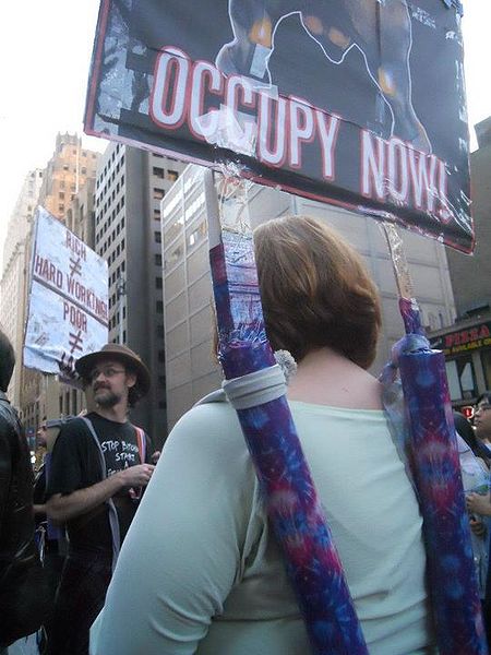 File:Occupy-wallstreet-backpack.jpg