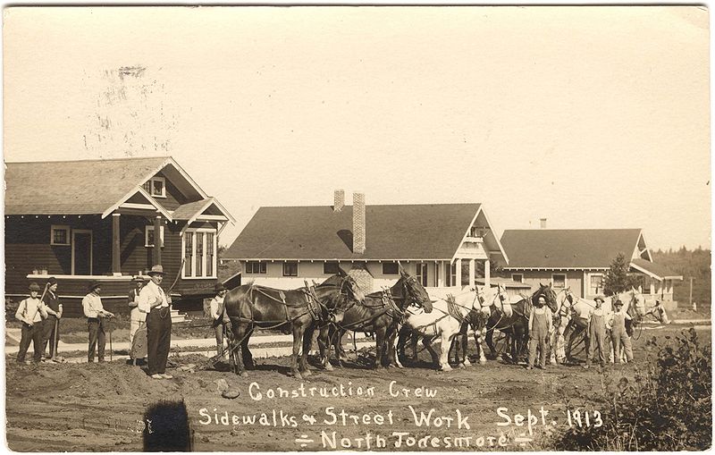 File:N-Jonesmore-Street-1913 Courtesy Dan-Davis VintagePortland.jpg