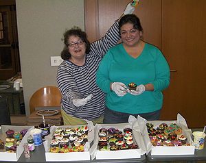 Teresa Sylvia wiki-cupcakes.jpg