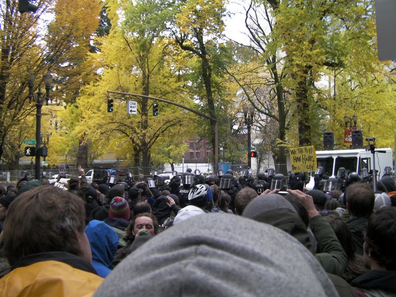 File:Cops Get Tense Prepare To Charge Protesters SW Main Street Near 4th Avenue 13 November 2011.jpg